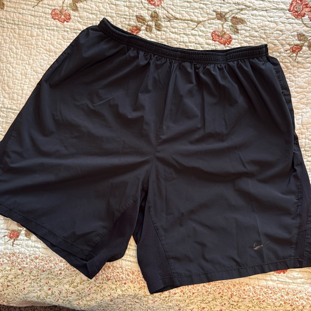Men’s Nike Dry Fit 2XL Running Shorts.